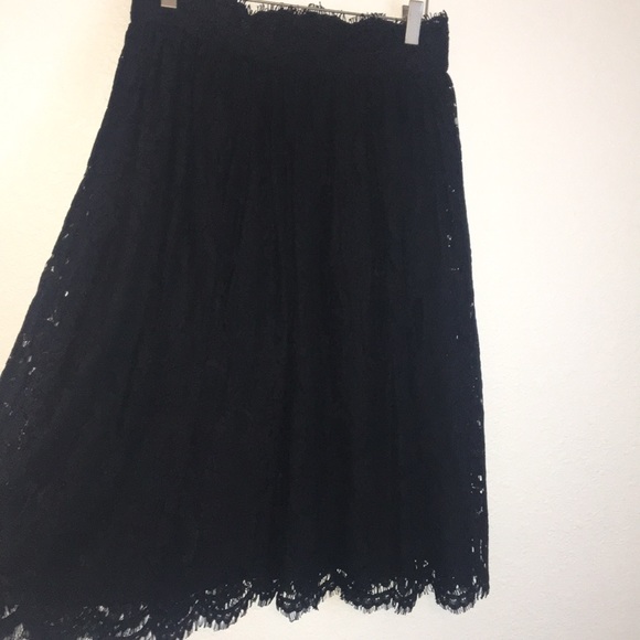 🆕Francesas black A line skirt. - Picture 2 of 8